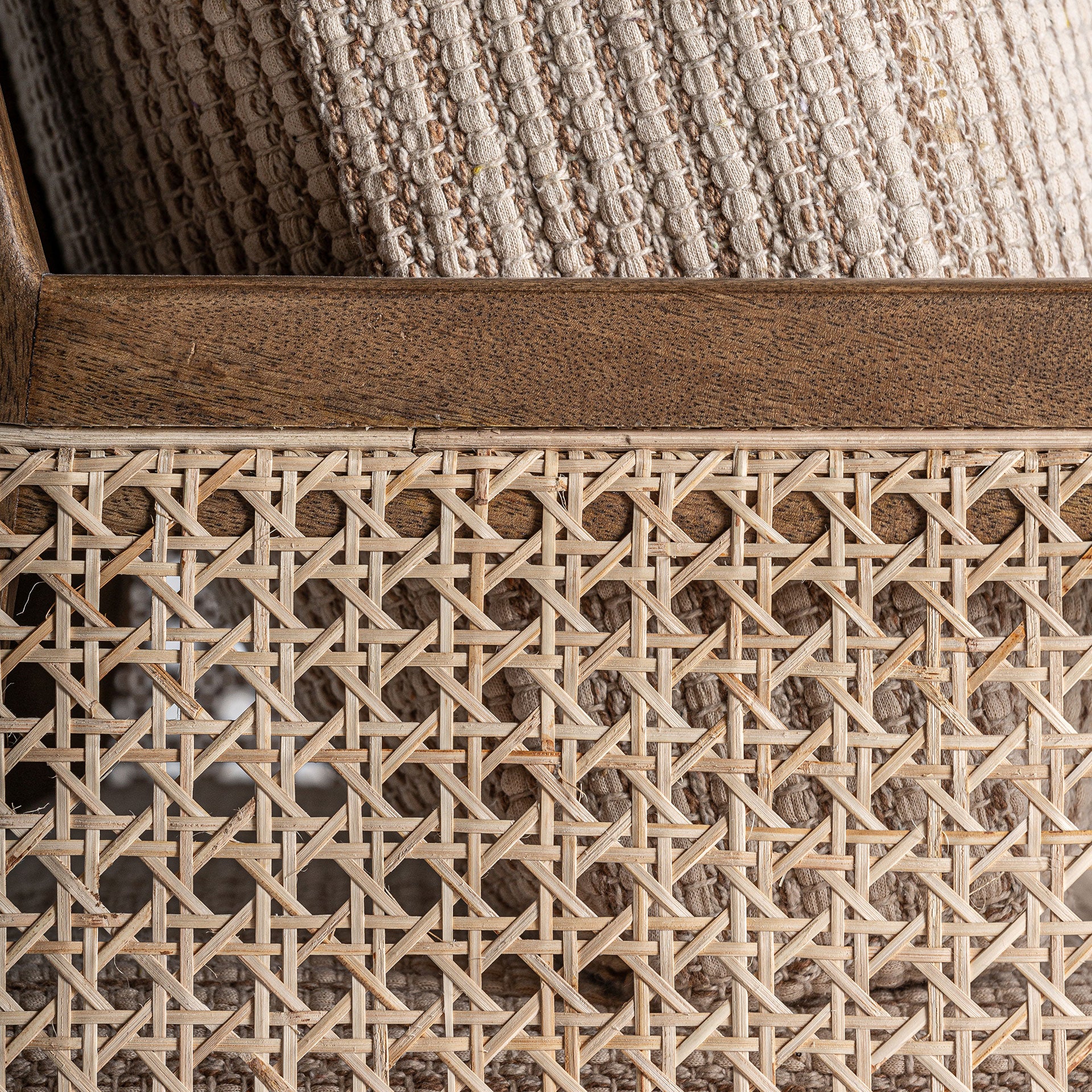 ROMARAND ARMCHAIR